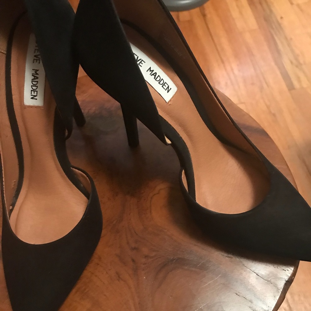 🖤Steve Madden Black Pumps🖤